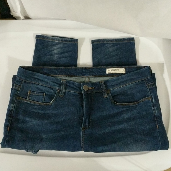Blank NYC Skinny Classique Distressed Dark Wash - size 30 - Picture 1 of 7